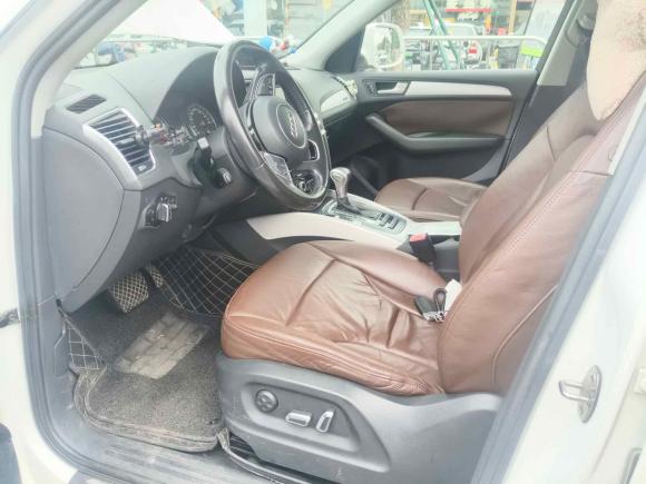 [广州·粤D] 二手奥迪奥迪Q52013款 40 TFSI 技术型