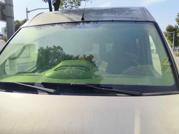 [宁波·浙B] 二手上汽大通MAXUS新途V802019款 2.5T经典款AMT傲运通短轴中顶5/6座