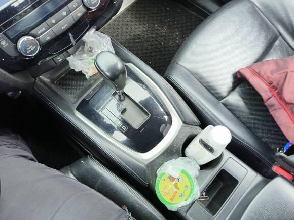 [成都·川A] 二手日产奇骏2014款 2.0L CVT智领版 2WD