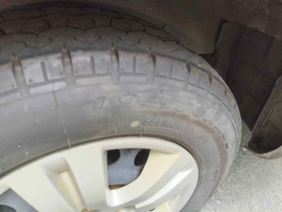 [无锡·苏B] 二手东风风行菱智2018款 M3L 1.6L 7座舒适型