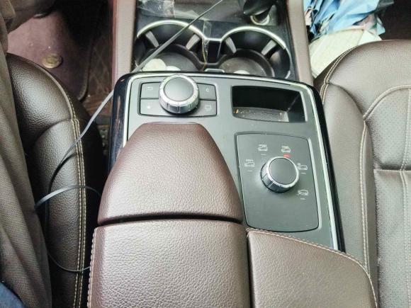 [武汉·鄂W] 二手奔驰奔驰GLE2016款 GLE 320 4MATIC 动感型