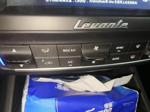 [上海·沪B] 二手玛莎拉蒂Levante2018款 3.0T 运动版