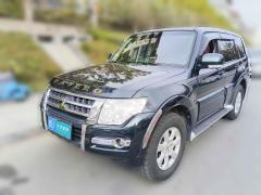 [青岛·鲁U] 三菱帕杰罗2016款 3.0L 自动标准版 国IV