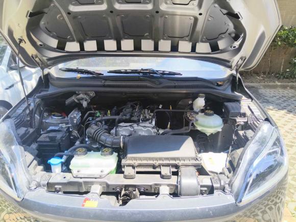 [上海·苏E] 二手五菱汽车五菱宏光新能源2025款 增程式混动 50KM 标准型