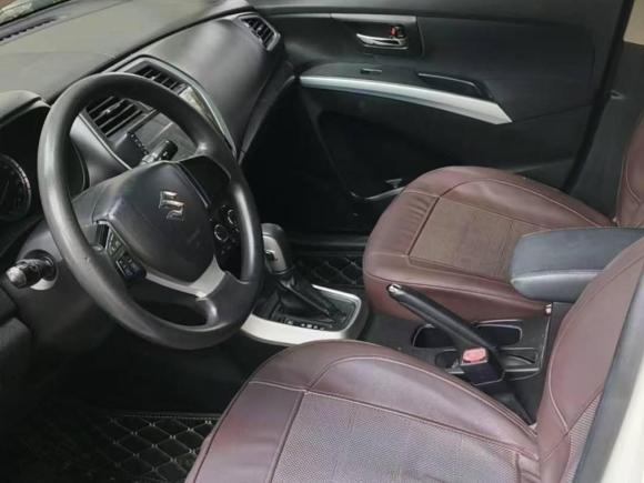 [佛山·粤X] 二手铃木锋驭2014款 1.6L CVT两驱进取型