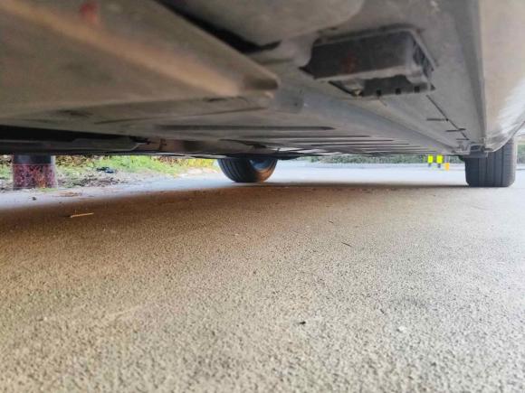 [无锡·苏B] 二手奔驰奔驰E级2020款 E 300 L 运动时尚型