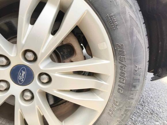 [合肥·皖A] 二手福特福克斯2012款 两厢 1.6L 自动舒适型