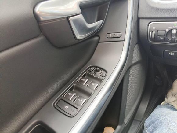 [金华·苏D] 二手沃尔沃沃尔沃S602018款 S60L T4 智远进取版