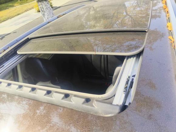 [无锡·苏B] 二手雷诺科雷嘉2017款 2.0L 两驱豪华版