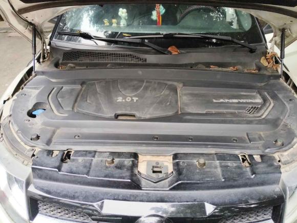 [成都·川A] 二手陆风陆风X72015款 2.0T 全景尊贵版