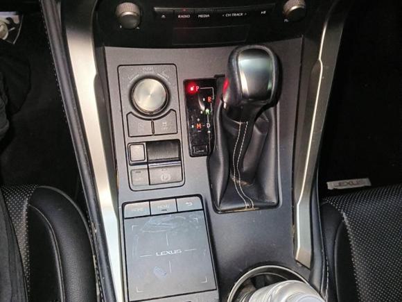 [杭州·浙C] 二手雷克萨斯雷克萨斯NX2018款 200 前驱 锋行版 国V