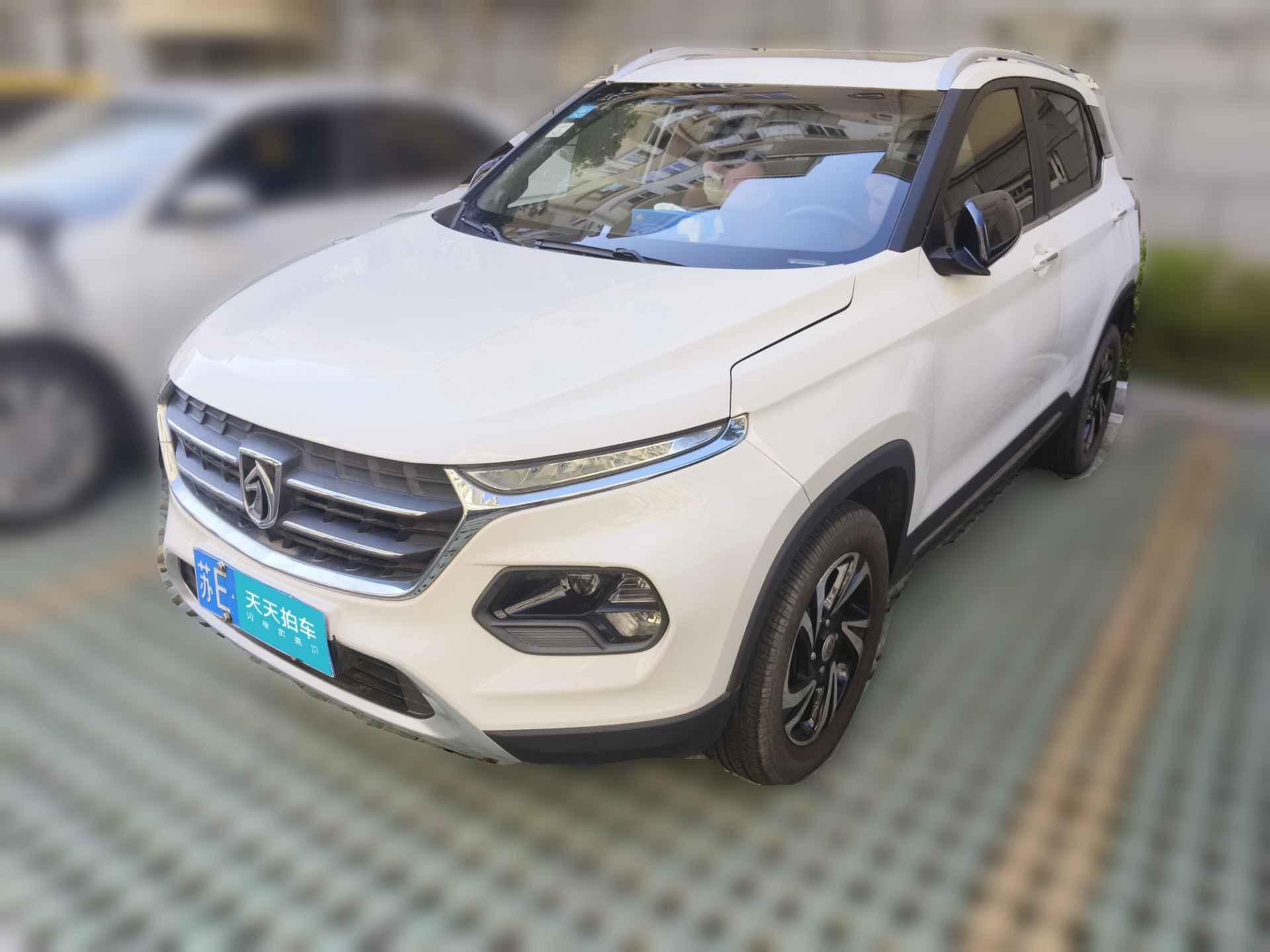 [苏州·苏E] 宝骏宝骏5102017款 1.5L 手动豪华型