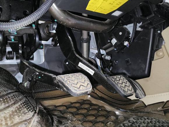 [西安·陕A] 二手哈弗哈弗H62011款 2.0L 手动两驱精英型