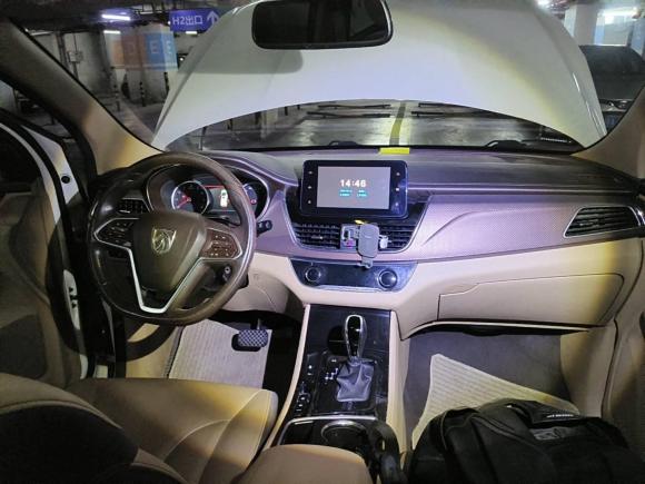 [广州·粤A] 二手宝骏宝骏7302017款 1.8L iAMT豪华型 7座