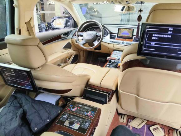 [上海·沪M] 二手奥迪奥迪A82011款 A8L 3.0 TFSI quattro尊贵型(245kW)