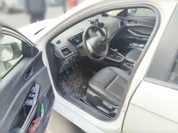 [成都·川A] 二手福特福睿斯2017款 幸福版 1.5L 手动时尚型