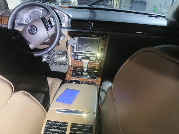 [青岛·鲁B] 二手大众辉腾2014款 3.0L 商务型