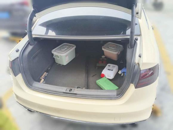 [广州·川S] 二手奥迪奥迪A4L2013款 40 TFSI quattro运动型