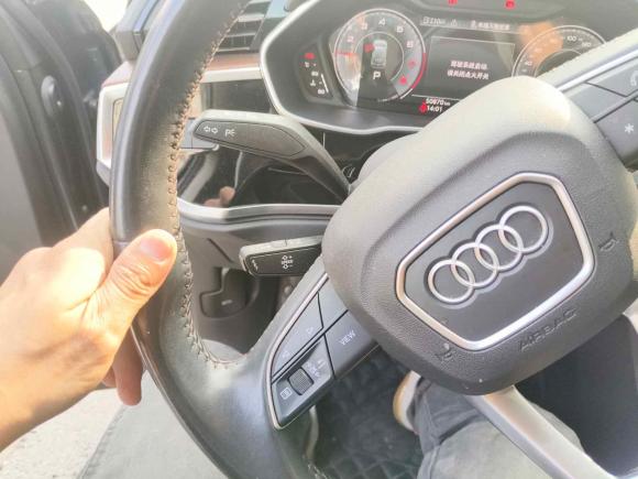 [杭州·浙M] 二手奥迪奥迪Q32021款 35 TFSI 时尚致雅型