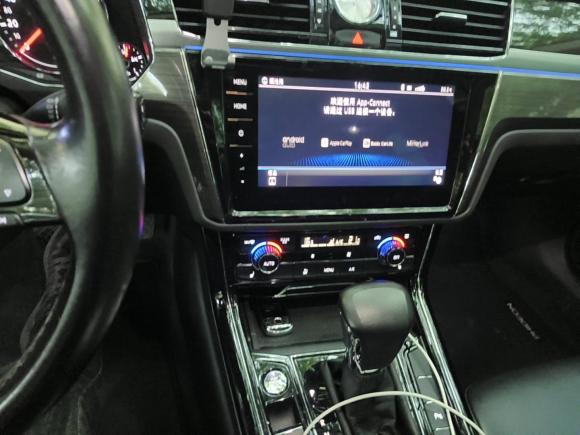 [上海·沪B] 二手大众辉昂2018款 改款 380TSI 两驱商务版