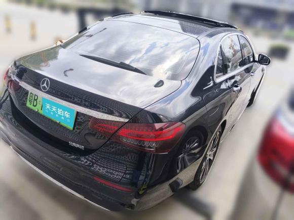 [深圳·粤B] 二手奔驰奔驰E级新能源2022款 改款三 E 350 e L 插电式混合动力运动轿车