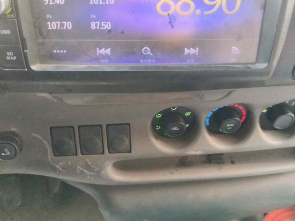 [苏州·苏E] 二手福特经典全顺2016款 2.4L汽油短轴6座中顶多功能车4G69S4N