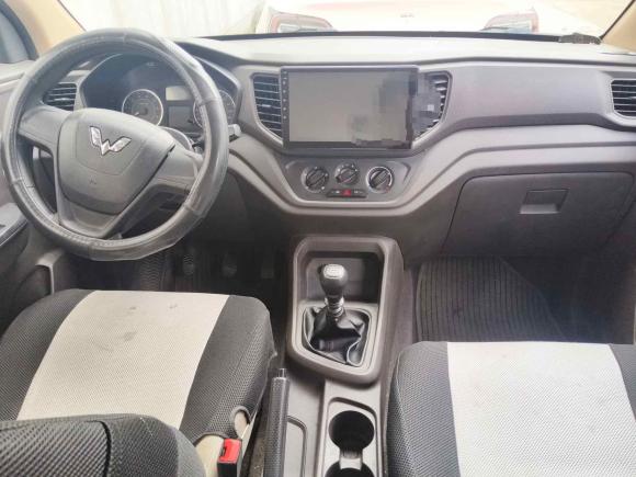 [上海·沪J] 二手五菱汽车五菱宏光V2019款 1.5L基本型国VI LAR