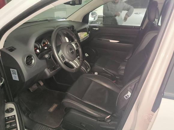 [济南·鲁A] 二手Jeep指南者(进口)2014款 改款 2.0L 两驱精英版