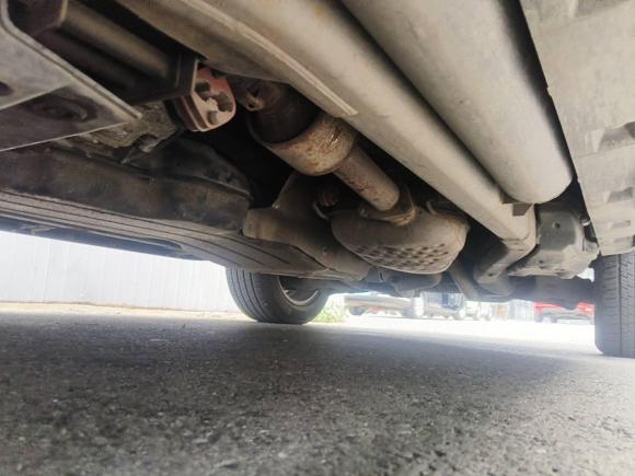 [青岛·鲁B] 二手路虎发现2011款 3.0 SDV6 HSE 柴油版