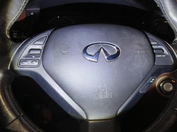 [武汉·鄂A] 二手英菲尼迪英菲尼迪QX502013款 2.5L 两驱优雅版