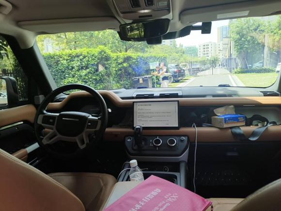 [广州·粤A] 二手路虎路虎卫士2023款 130 3.0T P400 HSE