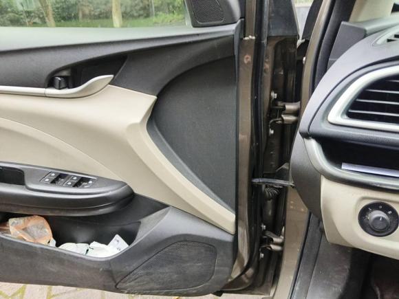 [成都·川A] 二手别克英朗2015款 15N 自动精英型