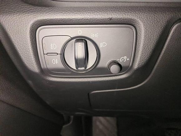 [苏州·苏E] 二手奥迪奥迪A32014款 Limousine 35 TFSI 自动进取型