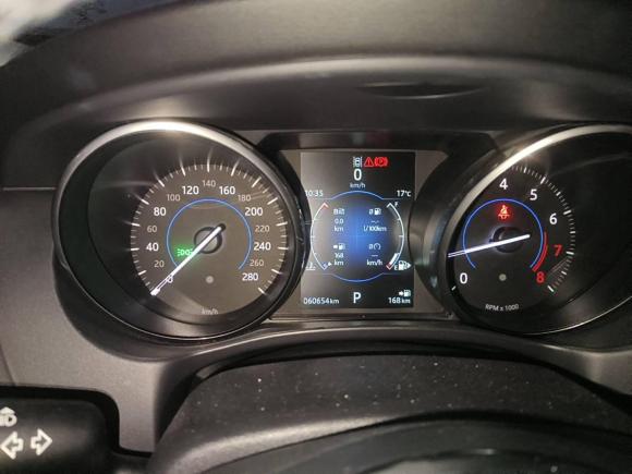 [济南·鲁A] 二手捷豹捷豹XE2017款 2.0T 200PS R-Sport