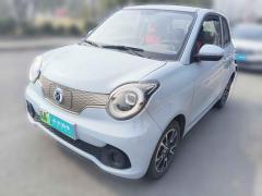 [南京·苏A] 华晨新日华晨新日i032021款 318km 31.45kWh