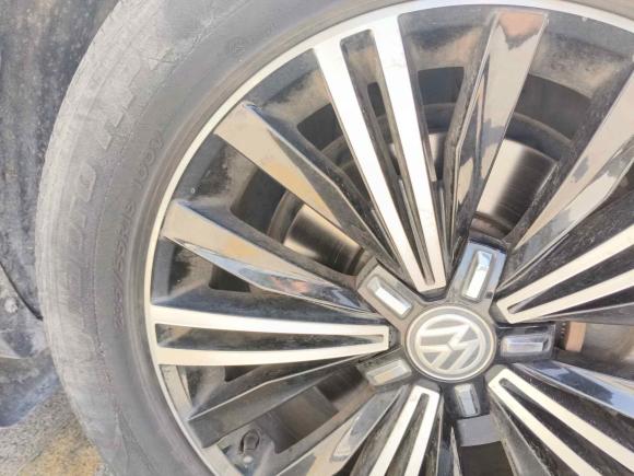 [南通·苏F] 二手大众途观L2019款 330TSI 自动两驱风尚版 国V