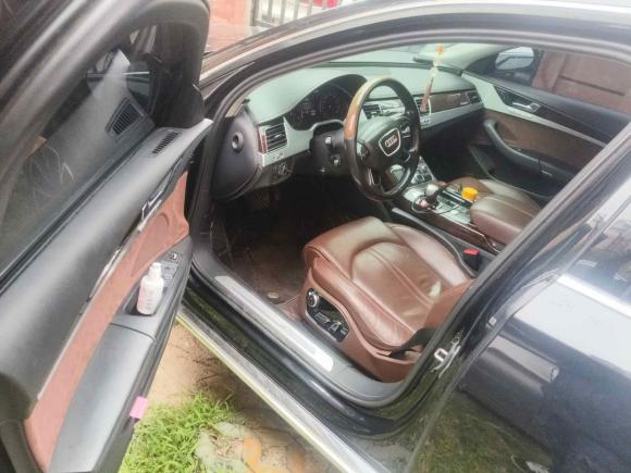 [武汉·鄂A] 二手奥迪奥迪A82014款 A8L 45 TFSI quattro豪华型