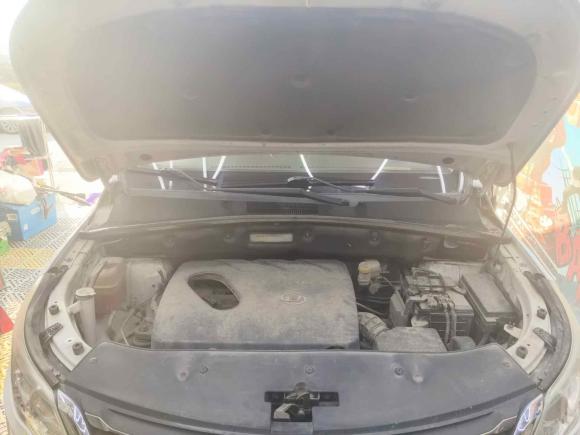 [上海·蒙A] 二手宝骏宝骏5602016款 1.8L iAMT豪华型