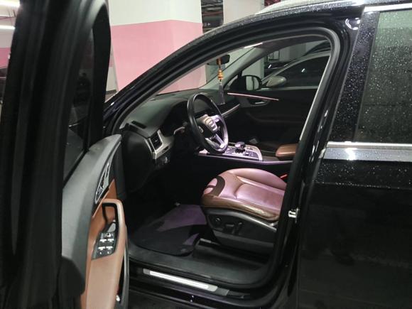 [佛山·粤A] 二手奥迪奥迪Q72018款 40 TFSI 舒适型