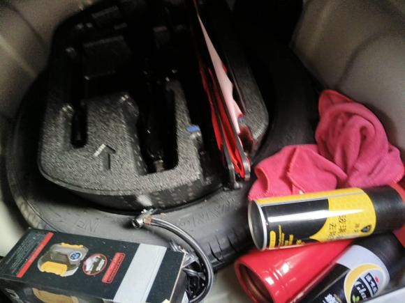 [广州·粤E] 二手长安逸动2022款 PLUS 蓝鲸NE 1.4T GDI DCT尊贵版