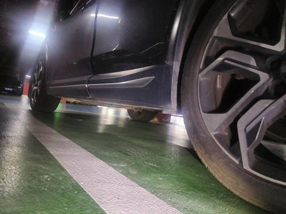 [上海·沪A] 二手蔚来蔚来ES82018款 创始版