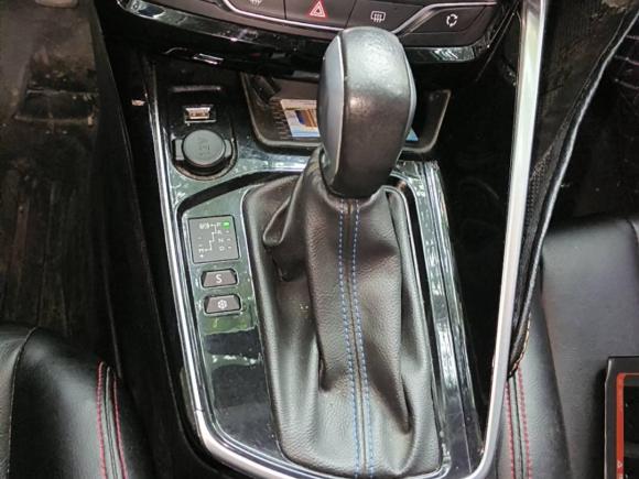 [武汉·鄂A] 二手标致标致3082018款 1.6L 自动豪华版