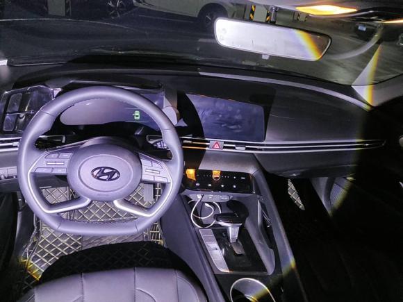 [无锡·苏B] 二手现代伊兰特2022款 1.5L CVT GLX精英版