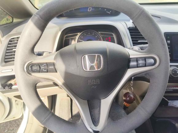 [青岛·鲁U] 二手本田思域2009款 1.8L 自动舒适版