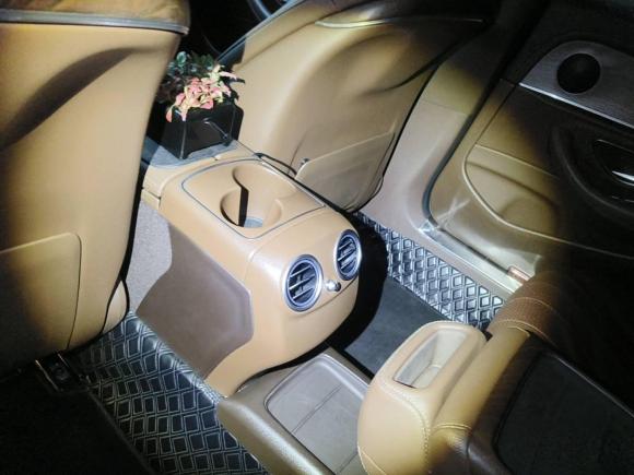 [广州·粤A] 二手奔驰奔驰E级2020款 E 300 L 时尚型