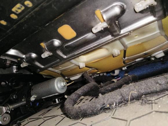 [南通·苏F] 二手捷豹捷豹XEL2018款 2.0T 200PS 精英版