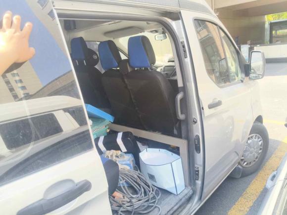 [杭州·浙A] 二手福特全顺2017款 2.0T柴油多功能商用车中轴中顶国IV