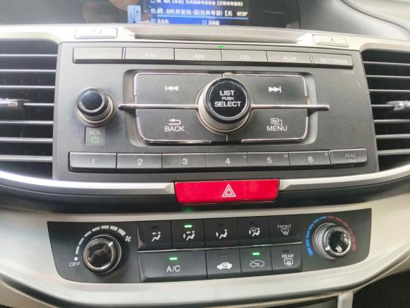 [上海·豫N] 二手本田雅阁2015款 2.0L LX 舒适版