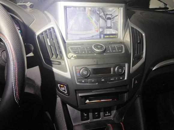 [武汉·鄂A] 二手东风风神东风风神AX72015款 2.3L 自动智尊型