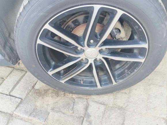 [南昌·浙D] 二手奔腾奔腾X402017款 1.6L 自动豪华型